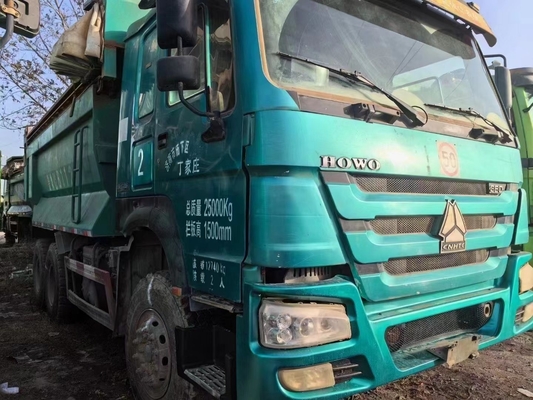 Gebruikelijke Euro5 HOWO 6X4 originele dumptruck met een koppelaar met een dieselmotor met een capaciteit van &gt; 8L Euro5
