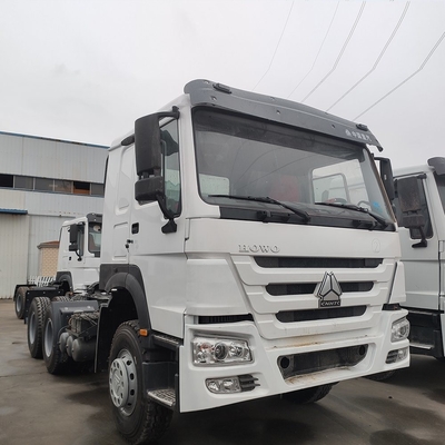 Sinotruk HOWO 6X4 Gebruikte trekkerkop Truck Traction Base 50 voor 21-30t laadvermogen