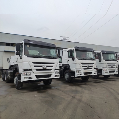 Dongfeng Sinotruk HOWO FAW Tractor Head Truck met een laadcapaciteit van 40-60 ton in Dubai