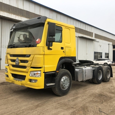 10f 2r Snelheden Gebruikte Sinotruck Tanzania Tractor Head Truck / Prime Mover for Benefit