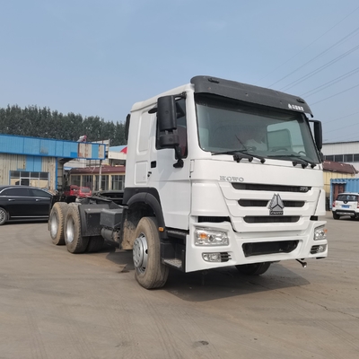 10f 2r Snelheden Gebruikte Sinotruck Tanzania Tractor Head Truck / Prime Mover for Benefit