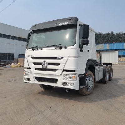 10f 2r Snelheden Gebruikte Sinotruck Tanzania Tractor Head Truck / Prime Mover for Benefit