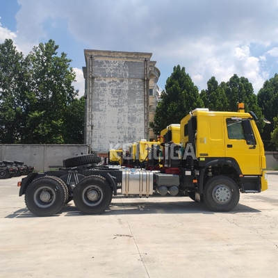 21-30 ton laadvermogen 16 ton Achsaxel Sinotruk 10 wiel 371HP HOWO 6X4 sleepwagen