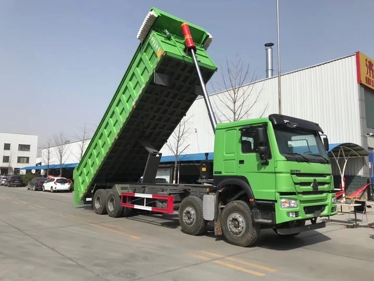40 Tons Tipper Truck Sinotruck HOWO 8X4 Dump Mining Gebruikt met HW19710 Transmissie