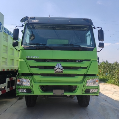 15 ton vrachtwagen in Sinotruk Angola met radiale banden en een motor met een capaciteit van &gt; 8 l