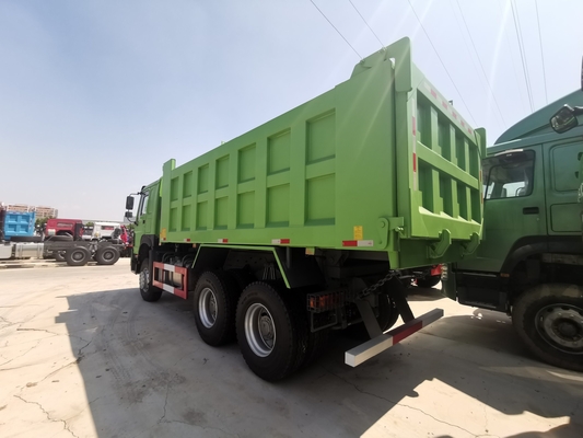 15 ton vrachtwagen in Sinotruk Angola met radiale banden en een motor met een capaciteit van &gt; 8 l