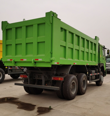 15 ton vrachtwagen in Sinotruk Angola met radiale banden en een motor met een capaciteit van &gt; 8 l