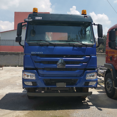 Radialbandenontwerp en Hw19710 versnellingsbak Sinotruk 6X4 HOWO Container Truck Head Tractor