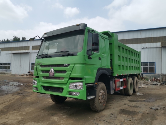 2017 Jaar Goede staat 6X4 Sinotruk HOWO Gebruikte dumptruck voor de Afrikaanse markt Stoelen ≤5