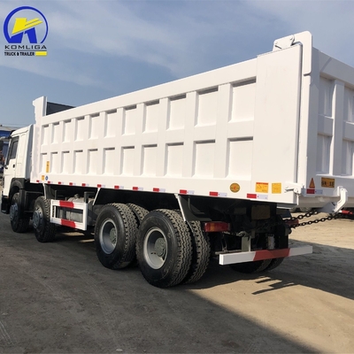 Sinotruk HOWO 70 ton hoogcapaciteits truck met hydraulische lift
