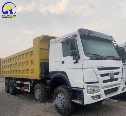 Sinotruk HOWO 70 ton hoogcapaciteits truck met hydraulische lift