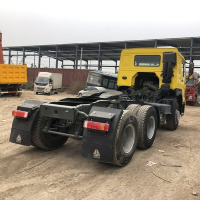 400L aluminium olietanker Sinotruk HOWO Trailer Head Tractor Truck voor de markt van Ethiopië