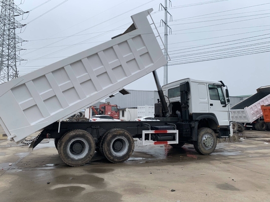 Oorspronkelijke motor Gebruikte Hyva Dump Truck 6X4 8X4 met Ventrale Tipper Hydraulische Lifting
