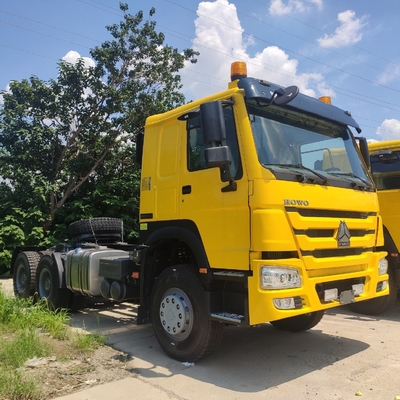 Hw76 Cab HOWO Gebruikte trekkerkop 3 assen 6X4 voor binnen uw budget 6800*2500*3200mm