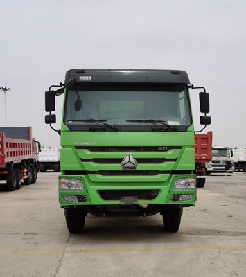 10-wiel 6X6 handgeschakelde transmissie Sinotruk HOWO zij-tilptruck met motorcapaciteit&gt;8L