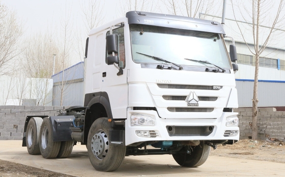 40-60 ton laadvermogen Sinotruk HOWO Traktor Truck hoofd voor aanhangwagen Wd615.47 Motor