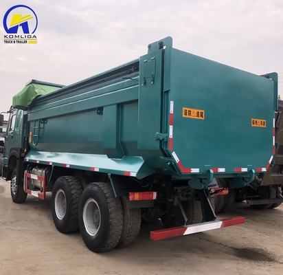 Sinotruk HOWO ZZ3257N3847A 3 wielen tweedehands dumptruck met een laadvermogen van 21-30 t