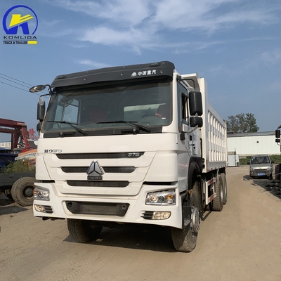 Gebruikte 8X4 60 ton zware HOWO dumptruck Sinotruk in goede staat met 1200r20 radiale banden