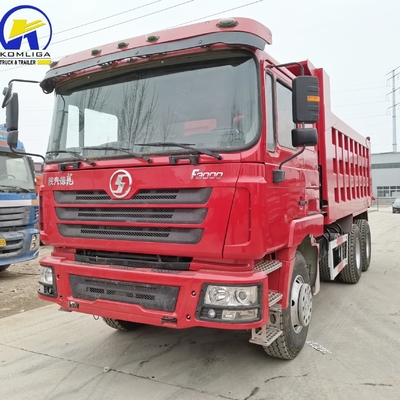 Gebruikte Shacman zware dumptruck met een emmer van 20cbm, afmetingen 5600X2300X1500 en ≤5 zitplaatsen