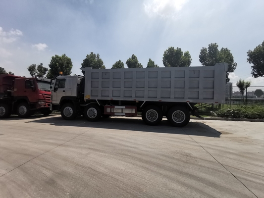 30-50 ton zware dumptruck gebruikt Sinotruk HOWO 371HP 8X4 met duurzame structuur