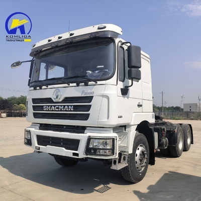 Shacman 6X4 Traktor Truck Tailer Head Truck met bandenspecificatie 6800*2500*3200mm