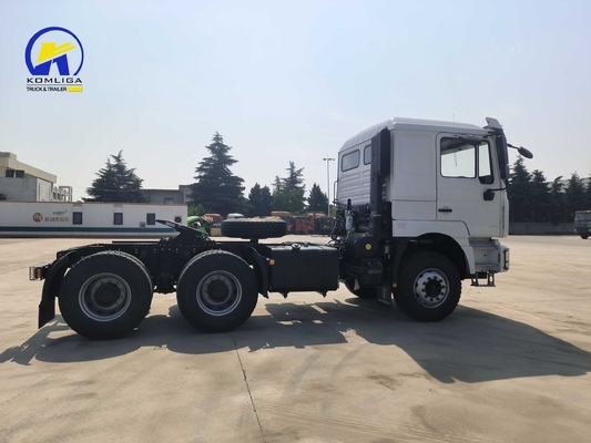10 wielen zware Shacman trekker truck hoofd met zitplaatsen ≤ 5 en motorvermogen &gt; 8L