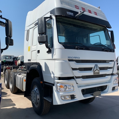 Paardenkracht 351-450 pk ECE-gecertificeerde Sinotruk HOWO 6X4 trekkerwagen voor het vervoer van aanhangwagens