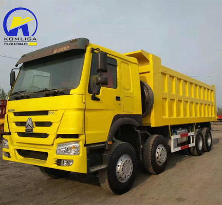 Gebruikte HOWO 8X4 12 Wielen Zware Dump Tipper Truck 8500*2500*3400mm voor mijnbouw