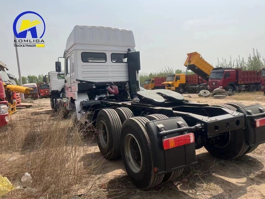 Radial Tire Design Shacman 6X4 Trailer Head Tractor Truck met voorasman 7,5 ton