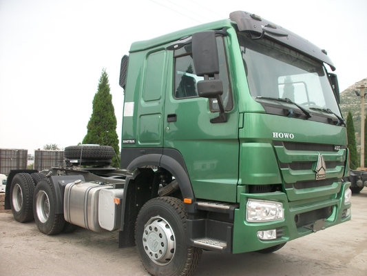 Sinotruk HOWO 6*4 420 pk aanhangwagen hoofd vrachtwagen trekker vrachtwagen met 6800*2500*3200mm Grootte