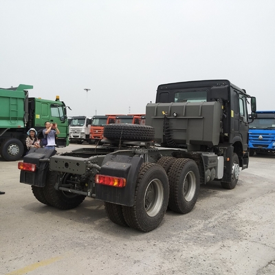 Sinotruk HOWO 6*4 420 pk aanhangwagen hoofd vrachtwagen trekker vrachtwagen met 6800*2500*3200mm Grootte