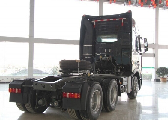 6x4 handgeschakelde tandwiel Sinotruk HOWO T7h Gebruikt aanhangwagen hoofd prime mover trekker vrachtwagen