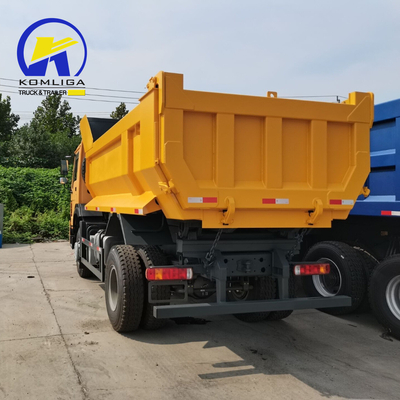 Radialbandenontwerp HOWO Traktor Truck Sinotruk Heavy Duty 6X4 Trailer Head Truck met 1