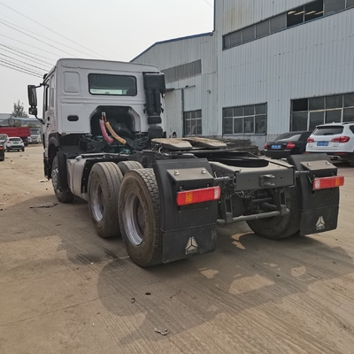 Gebruikte Sinotruk HOWO 6*4 10 Wheeler Tractor Head Truck met een laadvermogen van 40-60 ton