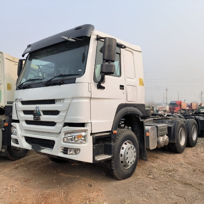 Tweedehands Sinotruk HOWO 6X4 Heavy Duty Trailer Head Tractor Truck met en ≤5 zitplaatsen