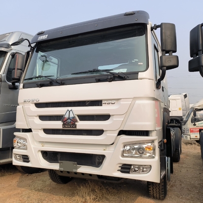 Tweedehands Sinotruk HOWO 6X4 Heavy Duty Trailer Head Tractor Truck met en ≤5 zitplaatsen