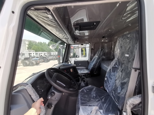 High Capacity Sinotruk HOWO Tractor Truck 6X4 Trailer Head met motorcapaciteit&gt; 8L