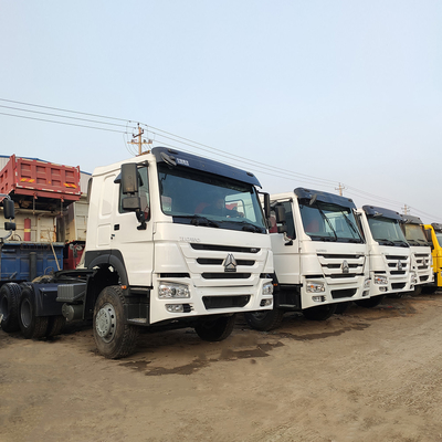 Sinotruk HOWO 10 Wheeler Heavy Duty 6*4 Trailer Head Tractor Truck voor vervoer