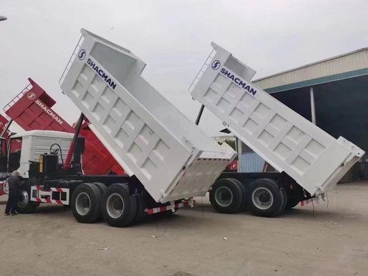 Gebruikte 10 wielen 6X4 Shacman tipper truck met een slaapcabine en A / C gecertificeerd door DOT