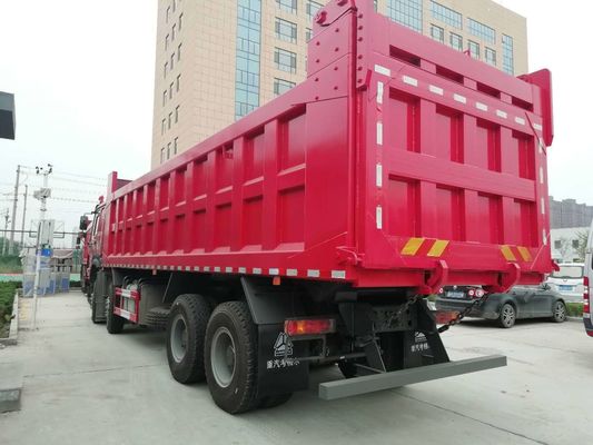 300L brandstoftanker laadvermogen 21-30t HOWO 8X4 dumper voor moeilijke omstandigheden