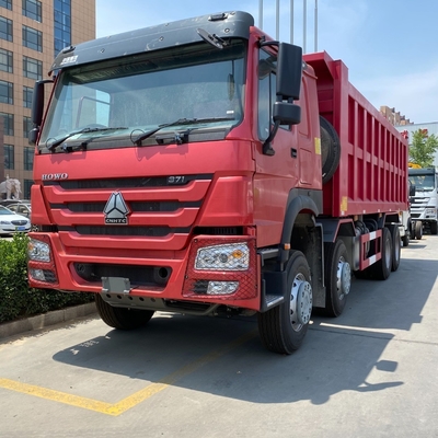 Sinitruk HOWO Heavy Duty 8X4 Tipper Truck 351-450 pk Een slaapcabine met airconditioning