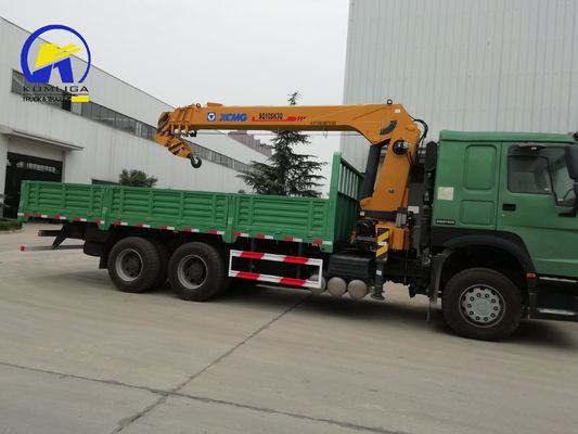 300L brandstoftanker Sinotruck HOWO 6X4 Truck gemonteerd 12tons 16tons kraan voor de bouw