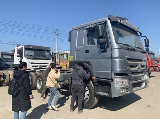 Diesel vracht sleepmachine 10 wielen aanhangwagen hoofd prime mover Sinotruk HOWO 6X4 trekker