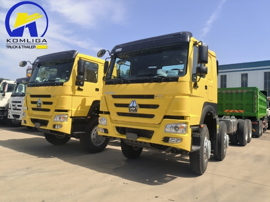 Sinotruk HOWO T7 8X4 400 pk zware aanhangwagen trekker vrachtwagen met 5600X2300X1500 emmer