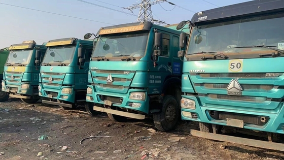 Gebruikelijke Euro5 HOWO 6X4 originele dumptruck met een koppelaar met een dieselmotor met een capaciteit van &gt; 8L Euro5