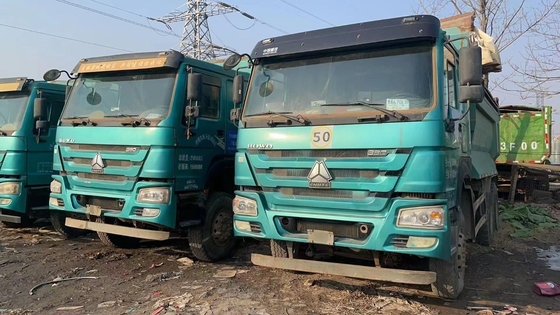 Gebruikelijke Euro5 HOWO 6X4 originele dumptruck met een koppelaar met een dieselmotor met een capaciteit van &gt; 8L Euro5