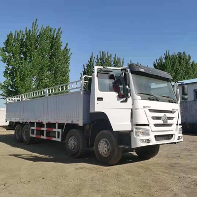 Afrikaanse markt Flatbed vrachtwagen met handgeschakelde transmissie en een slaapcabine