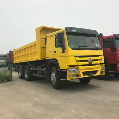 300L brandstoftanker Sinotruk 6X4 371 pk Gebruikte tweedehands dumptanker voor ≤5 zitplaatsen