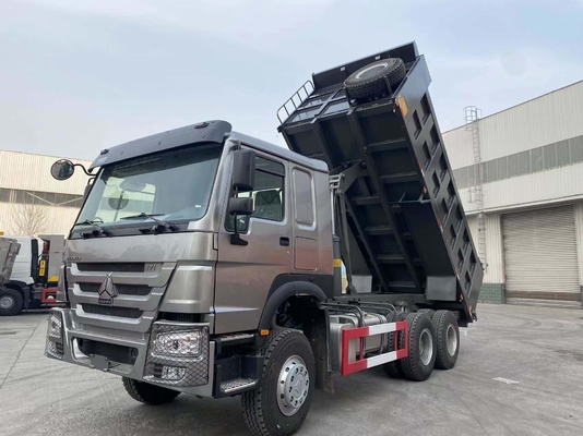 Sinotruk 10 Wielen HOWO Tipper Gebruikte dumper met vooras 9 ton laadvermogen