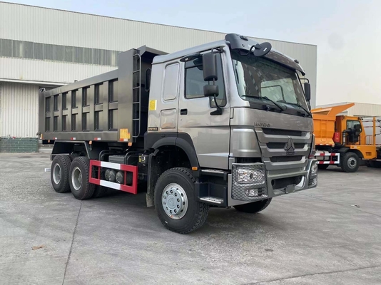 Sinotruk 10 Wielen HOWO Tipper Gebruikte dumper met vooras 9 ton laadvermogen